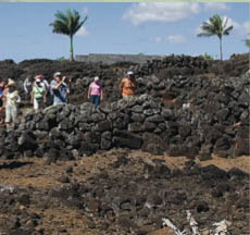 Society for Hawaiian Archaeology touring Wahi Pana 'Elua at Kiahuna Golf Course